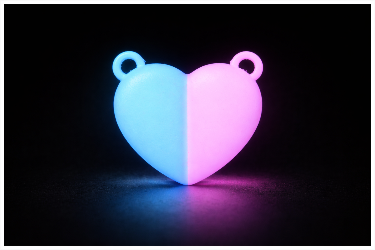 Glow in the dark magnetic heart set